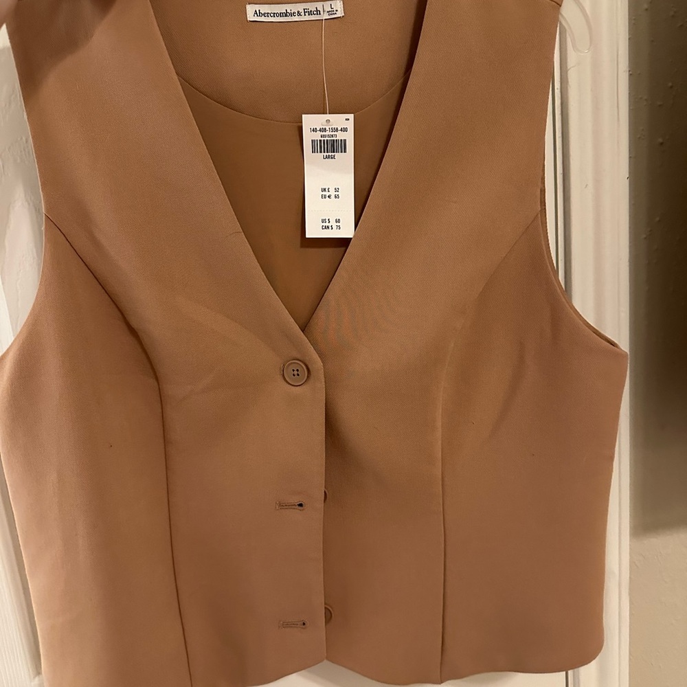 Abercrombie & Fitch Camel Vest